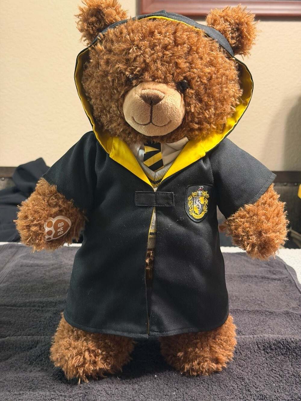 Build-A-Bear Harry Potter Brown Bear Hufflepuff Robe and Uniform